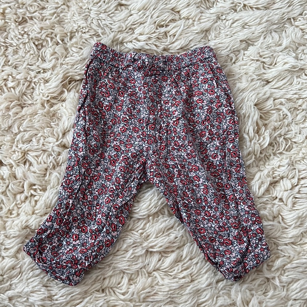 Baby gap 6-12 months